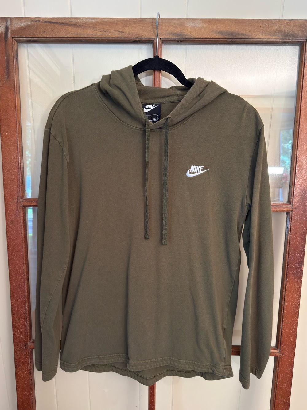 Nike Women’s 100% Cotton Hoodie Medium Olive Green Swoosh Pullover Lightweight